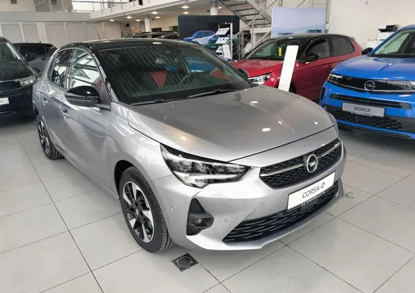 samochody osobowe Opel Corsa cena 142700 przebieg: 2, rok produkcji 2023 z Skoczów